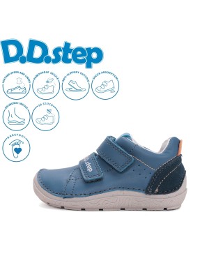 D.D. Step kék kisfiú...